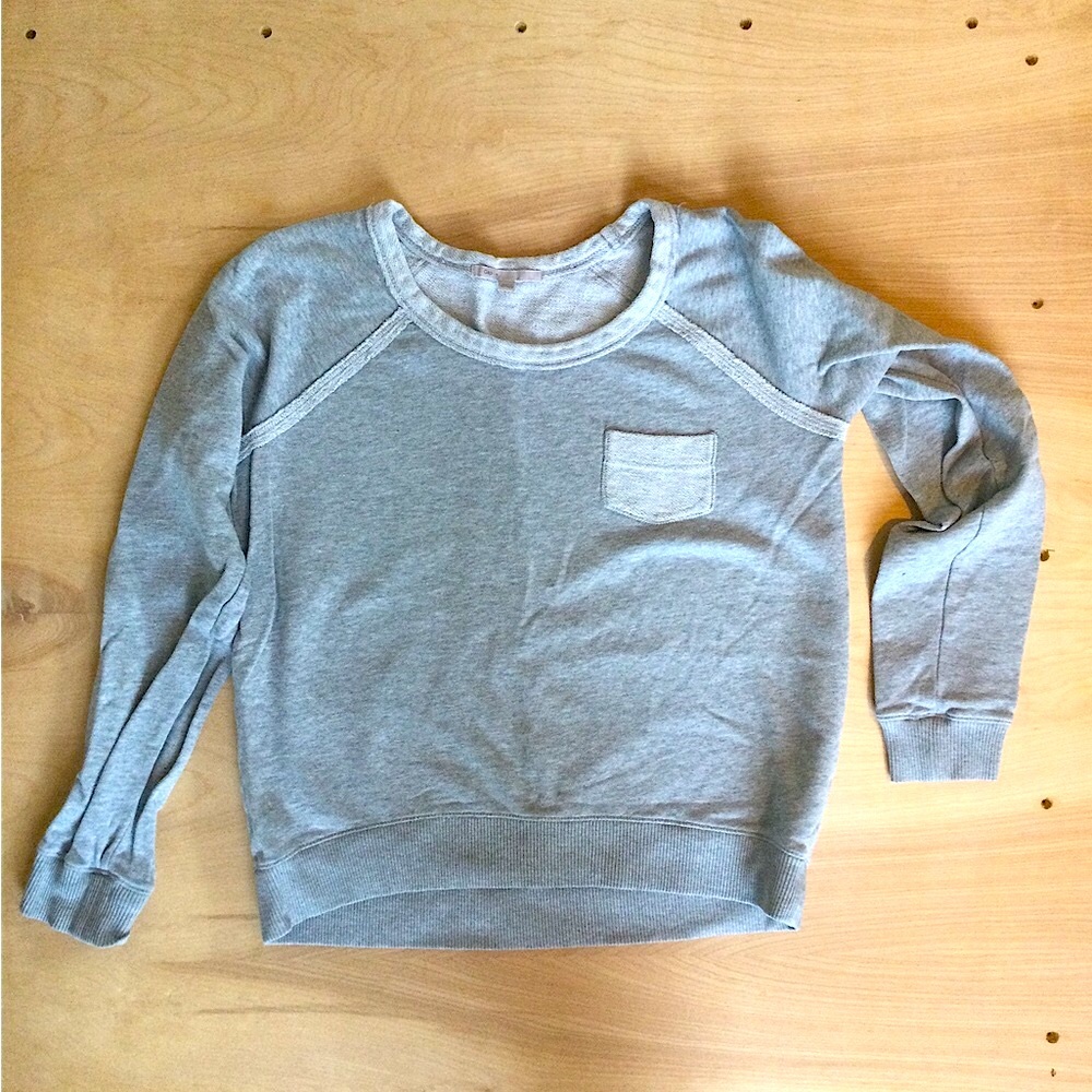 Cozy Gap Heather Grey Sweatshirt With Breast Pocket